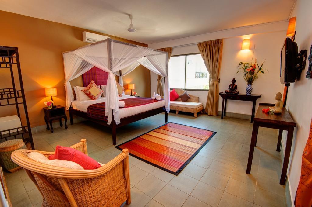 The Willow Boutique Hotel بنوم بنه المظهر الخارجي الصورة