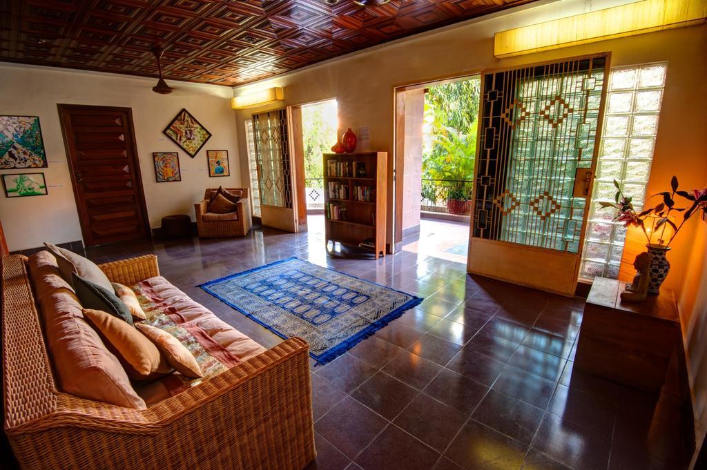 The Willow Boutique Hotel بنوم بنه المظهر الخارجي الصورة