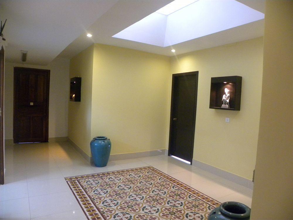The Willow Boutique Hotel بنوم بنه المظهر الخارجي الصورة