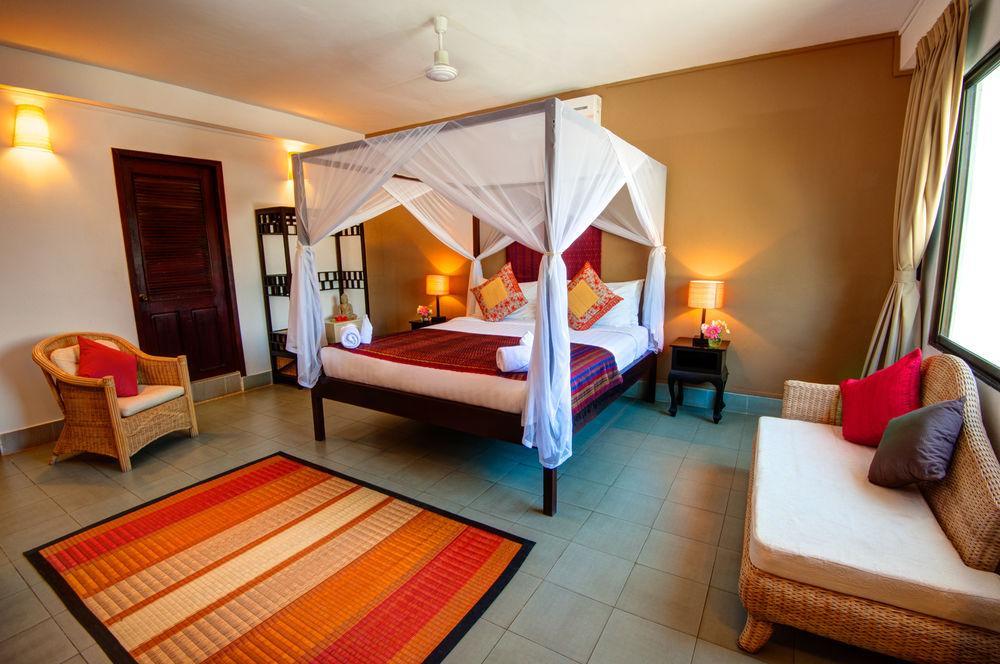 The Willow Boutique Hotel بنوم بنه المظهر الخارجي الصورة