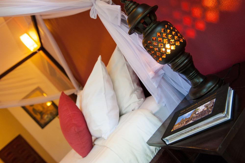 The Willow Boutique Hotel بنوم بنه المظهر الخارجي الصورة